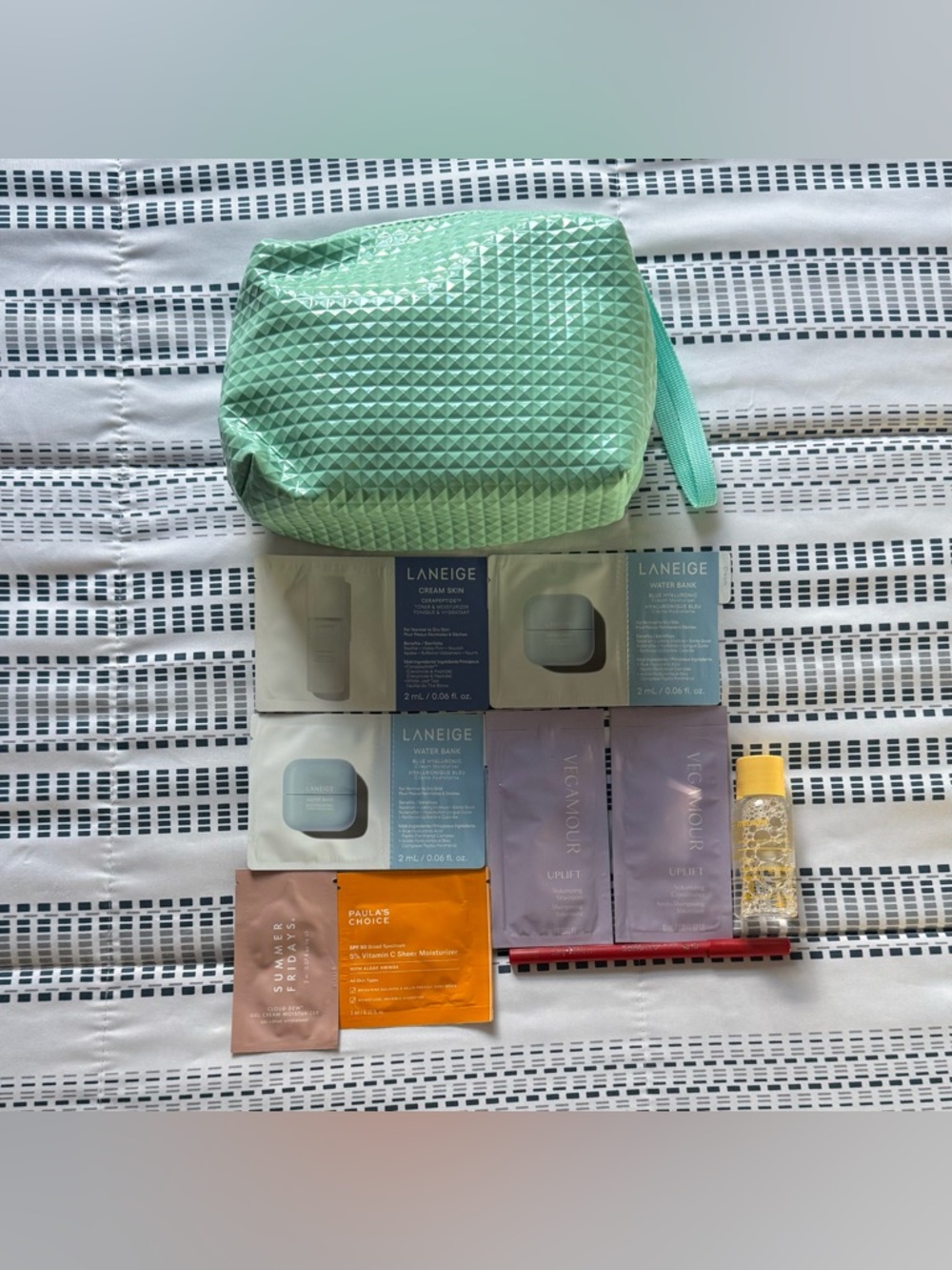 5/$25 🎆 NEW Beauty Samples Bundle